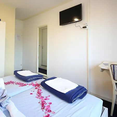 Guest house Zeba & Riviera