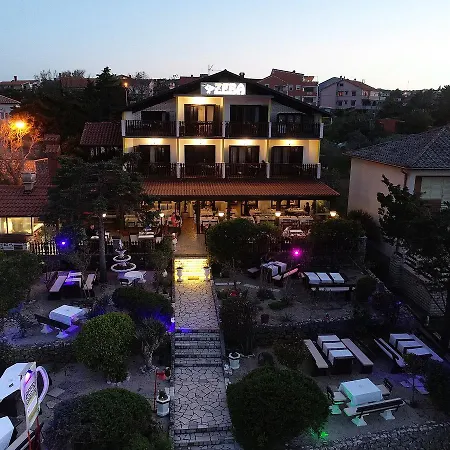 Zeba & Riviera Guest house