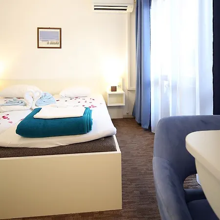 Pensjonat Zeba & Riviera 3*